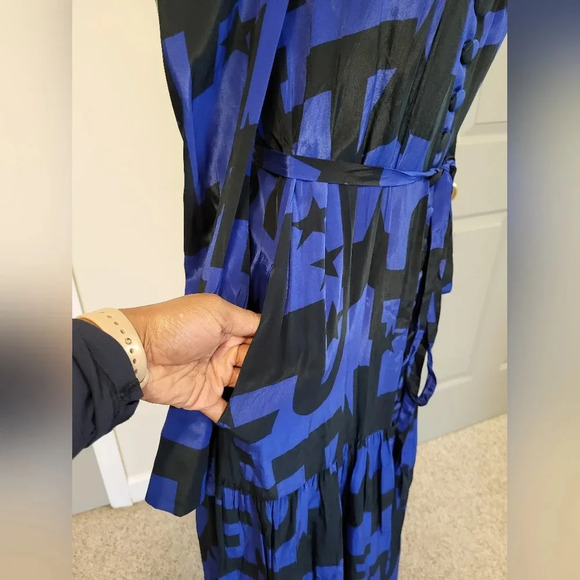 Tallulah and Hope Multicolored Abstract Print Long Sleeve Maxi Dress(4) - Picture 6 of 10